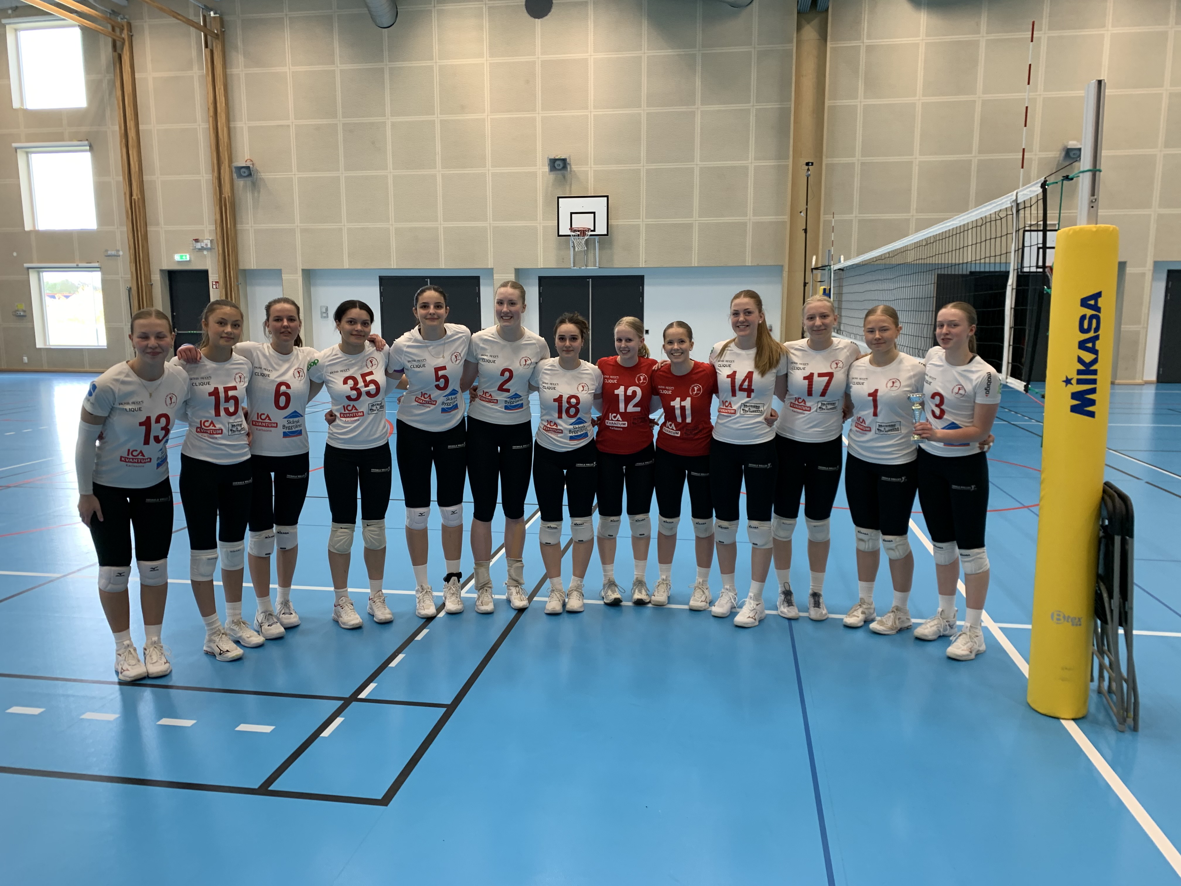 Svedala Volley tog silver i senior-DM 2023. Foto: Kronan VBK